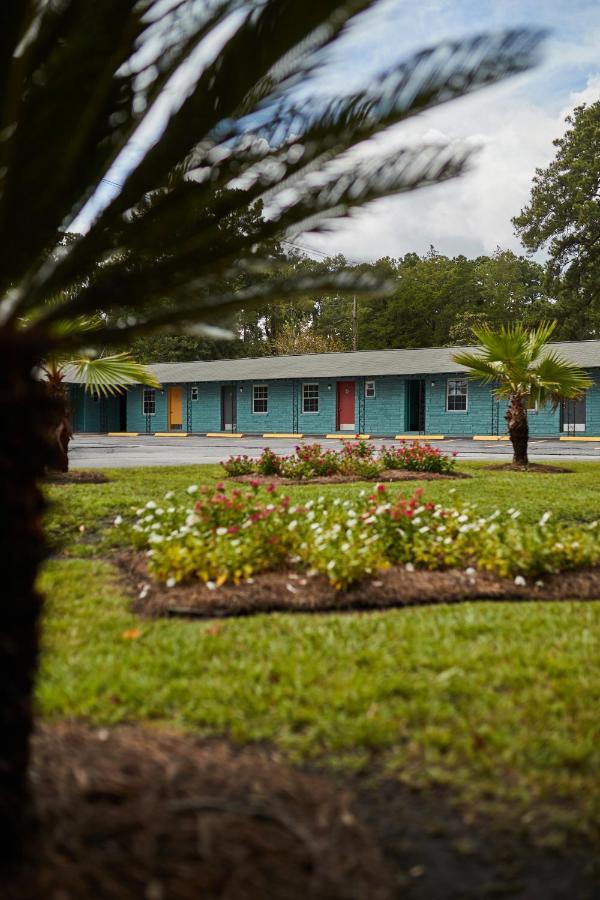 Carole Motel Savannah Exterior photo