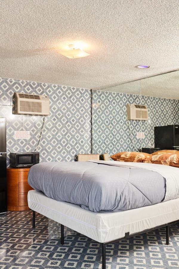 Carole Motel Savannah Exterior photo